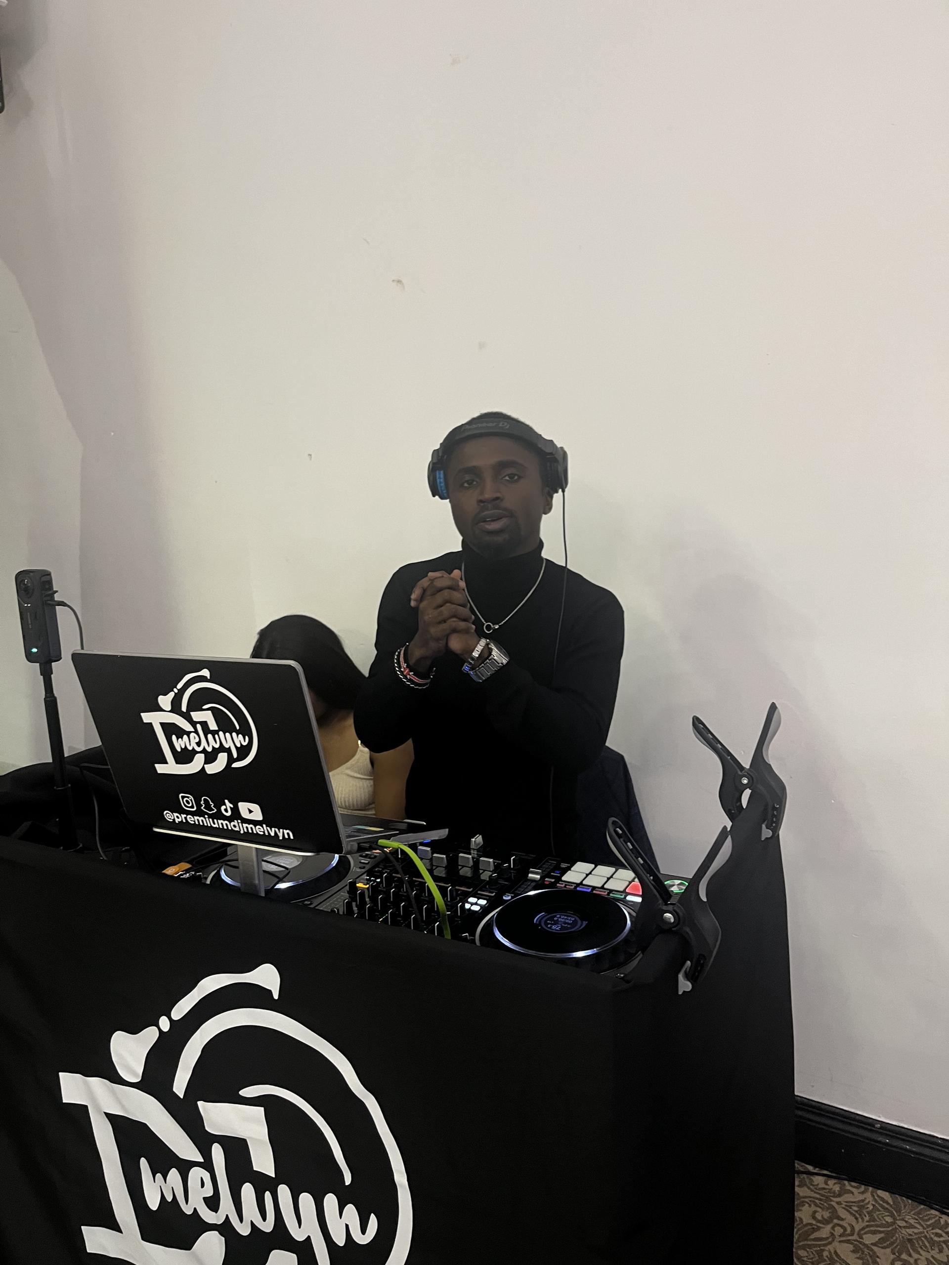 DJ Set at Wedding